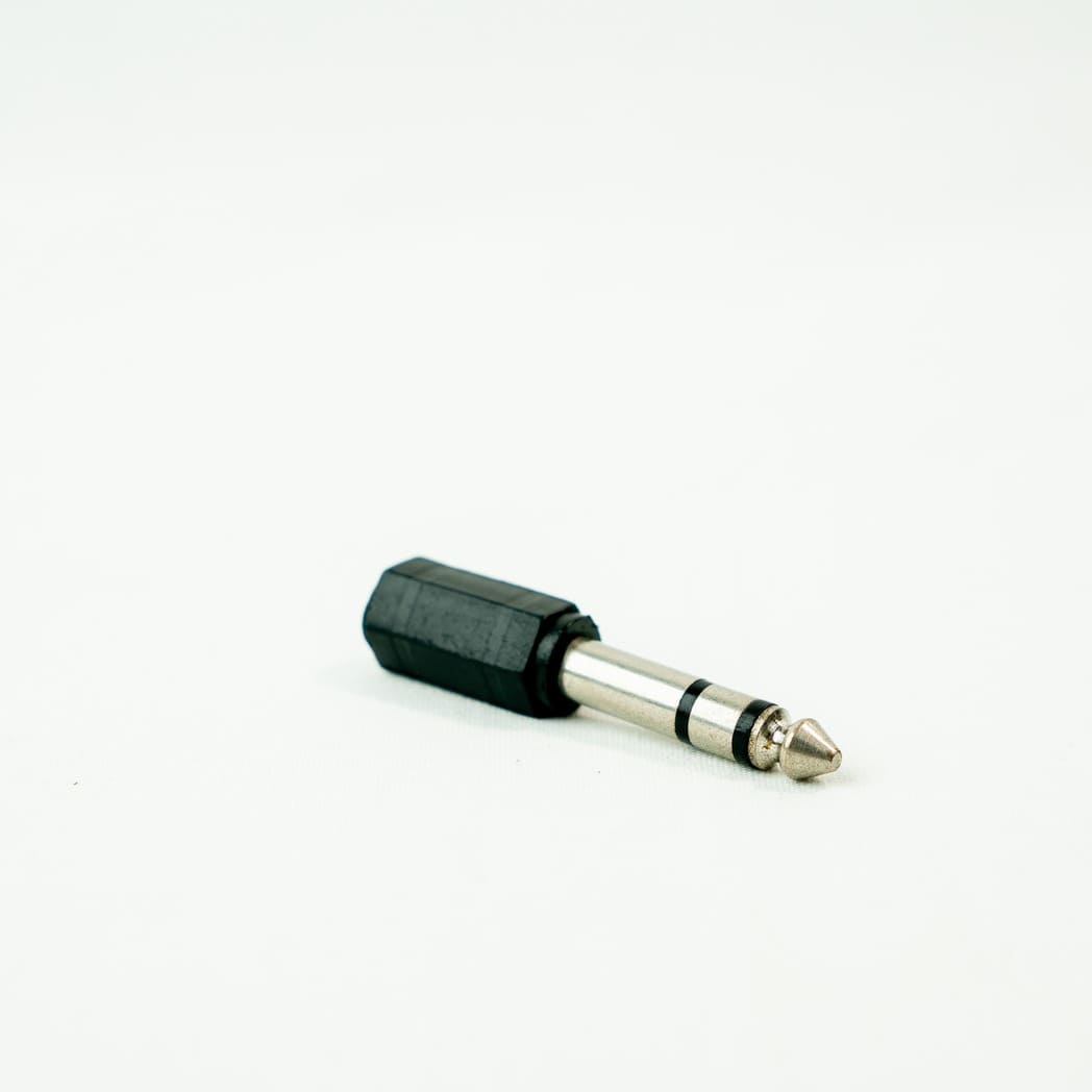 ADAPTADOR PLUG 3.5 A 1/4 ESTEREO