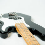 BAJO PRECISION CUATRO CUERDAS BLACK HAWK NEGRO