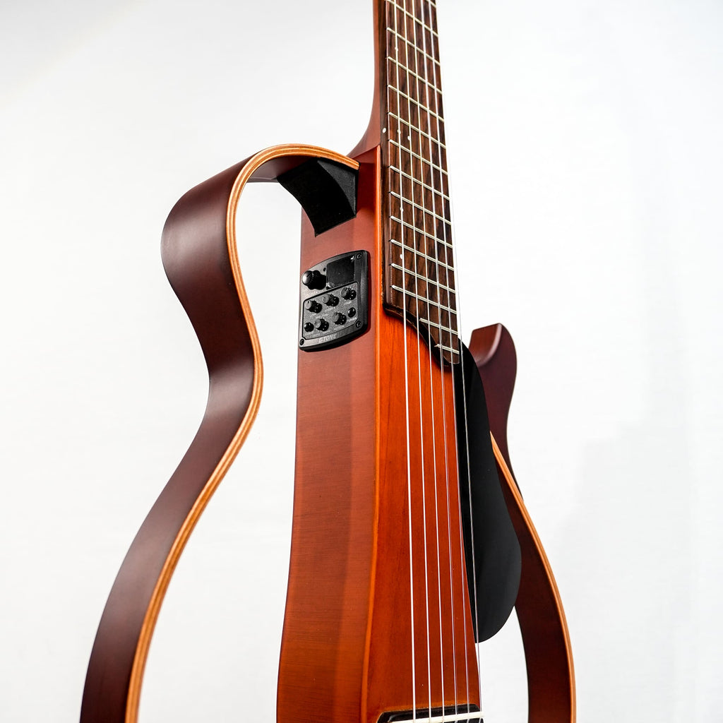 GUITARRA CUERDAS DE NYLON SILENT BERNAL MARRON