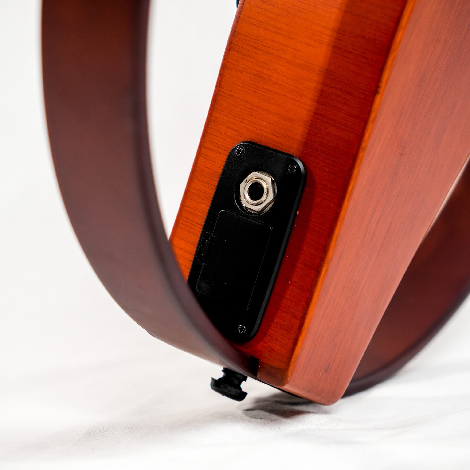 GUITARRA CUERDAS DE NYLON SILENT BERNAL MARRON