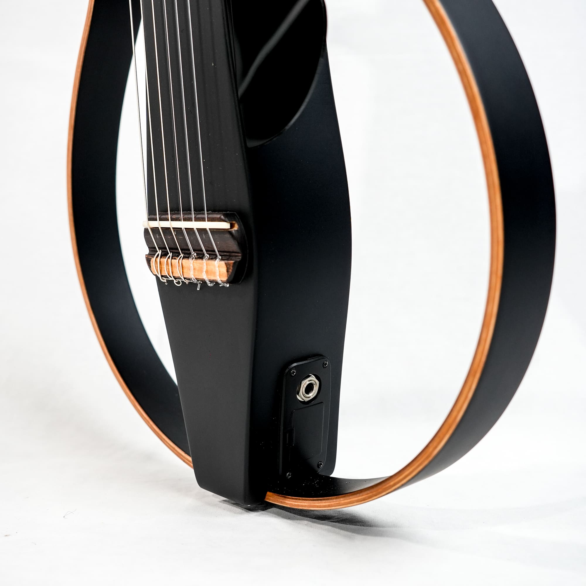 GUITARRA CUERDAS DE METAL MODELO SILENT BERNAL